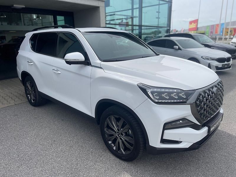 KGM Rexton (2026) Premium, Black edice - fotka 3 z 12