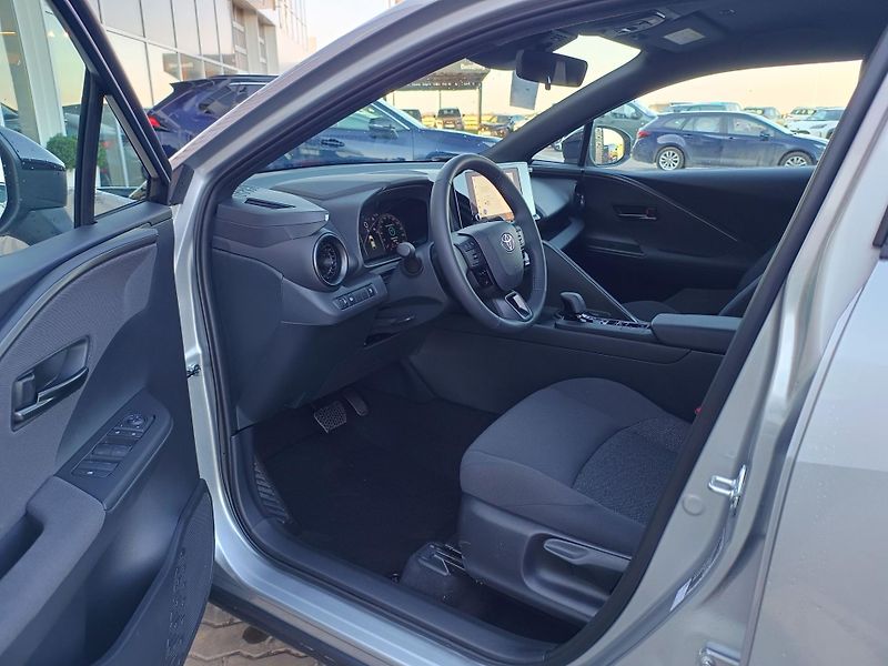 Toyota C-HR (2026) 1.8 FHEV COMFORT - 0% úrok - fotka 6 z 13