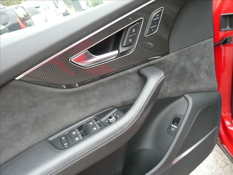 Audi SQ7 4,0 TDi V8 320kWwebasto,matrix - fotka 41 z 50