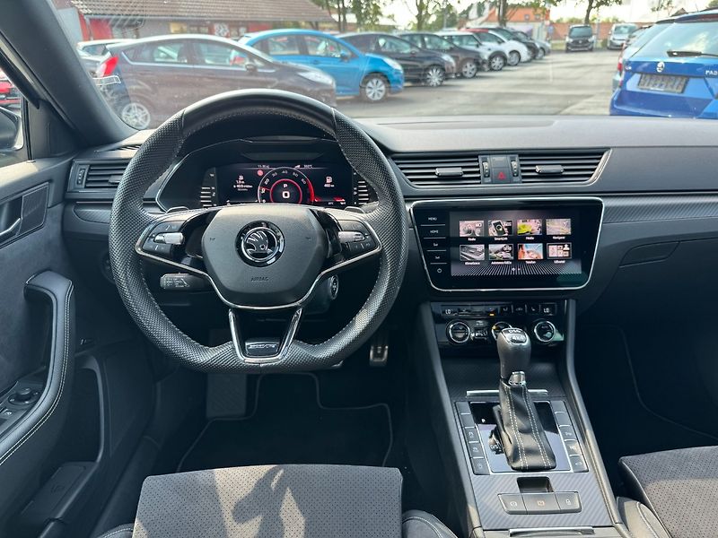 Škoda Superb (2021) Sportline 2.0 TSI DSG 4x4 - fotka 19 z 40