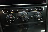 Volkswagen Golf (2017) 1.0 TSI, Tempomat - náhled 11