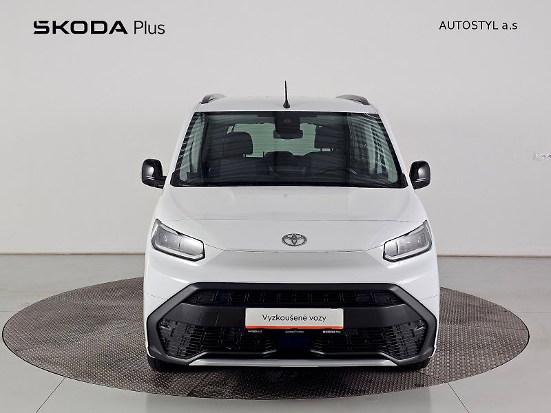 Toyota ProAce City Verso (2024) L1 1.2T 110k FAMILY - fotka 4 z 25
