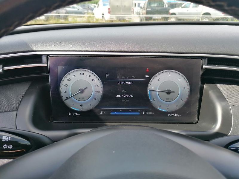 Hyundai Tucson (2021) 1.6 CRDi 100kW 48V Feel - fotka 26 z 41