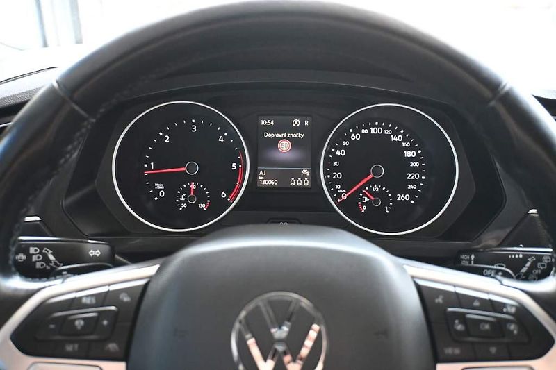Volkswagen Tiguan (2023) 2.0 LIFE DSG LED ACC Tažné TDI - fotka 30 z 35