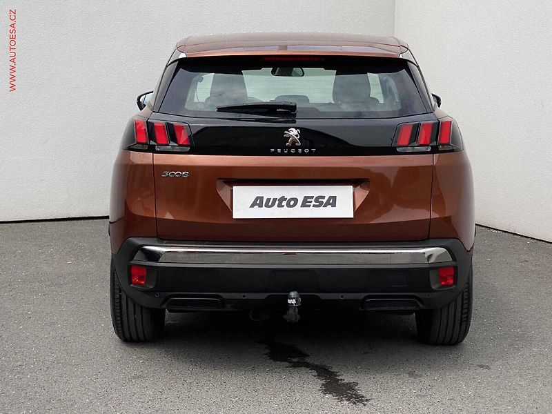 Peugeot 3008 (2017) 1.2 PT, Active, TZ, navi - fotka 5 z 18