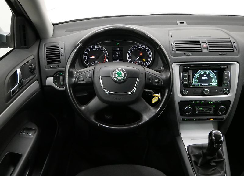 Škoda Octavia - fotka 17 z 25