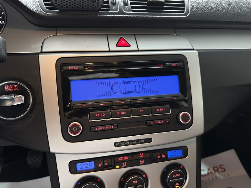Volkswagen Passat 2,0   TDI 103KW BEZ KOROZE TOP - fotka 16 z 40