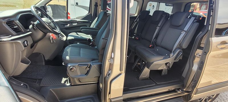 Ford Tourneo Custom (2020) 320 L1 2,0TDCi 96kW Automatik  - fotka 16 z 46
