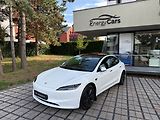 Tesla Model 3 Standart Range Premium / Tažné - náhled 1