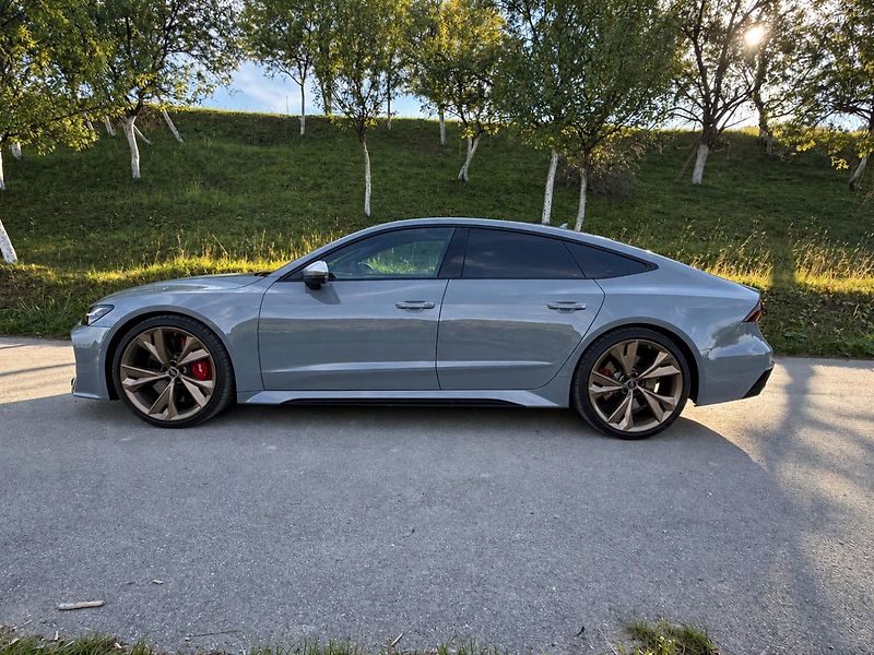 Audi RS 7 (2022) Matrix+laser, HUD, ACC, vyfuk - fotka 6 z 11