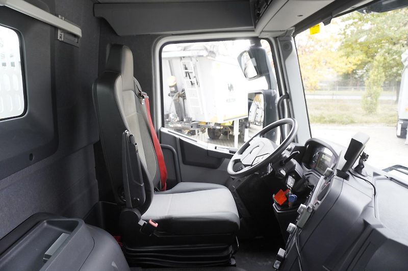 Renault (2022) C380 DTI 11 6x4 / Fassi F235A. - fotka 22 z 24