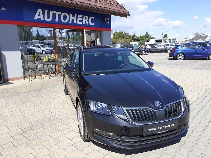 Škoda Octavia (2018) KOMBI 1.5 TSi DSG - fotka 2 z 41