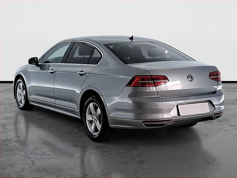 Volkswagen Passat (2019) 2.0 TDI, Kůže, Tempomat - fotka 4 z 23