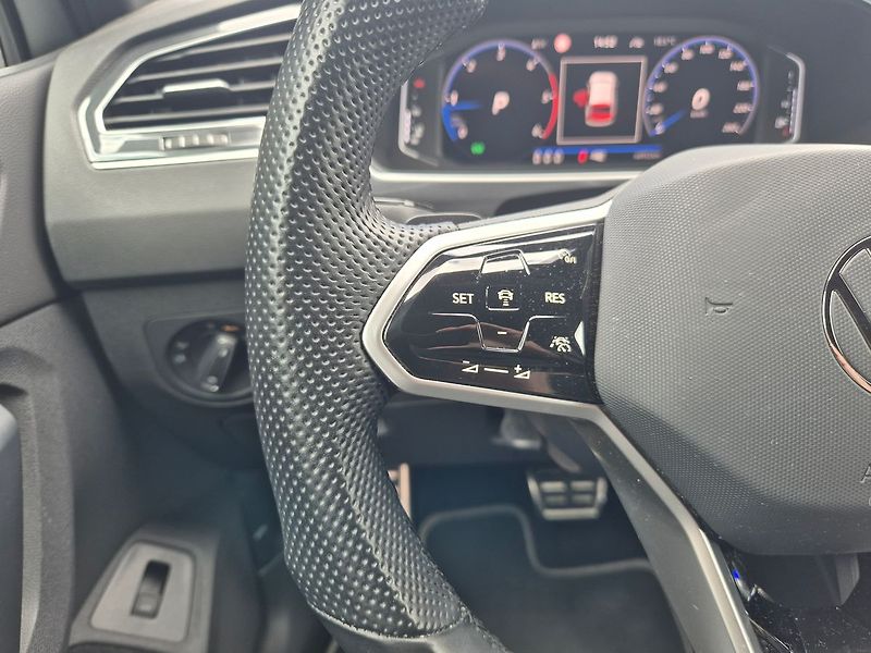 Volkswagen Tiguan 2.0TDi 147kW 4x4 automat, DPH, - fotka 14 z 34