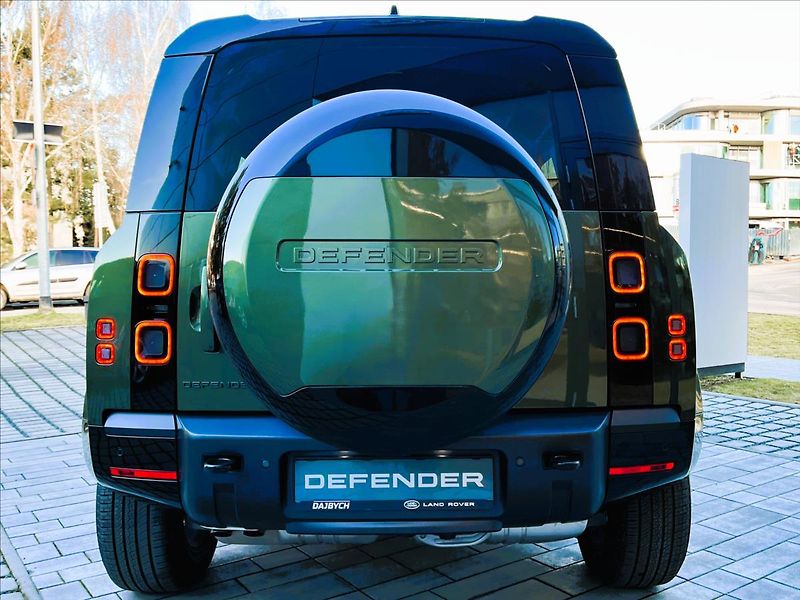 Land Rover Defender (2026) 110 D250 X-DYNAMIC SE - fotka 4 z 31