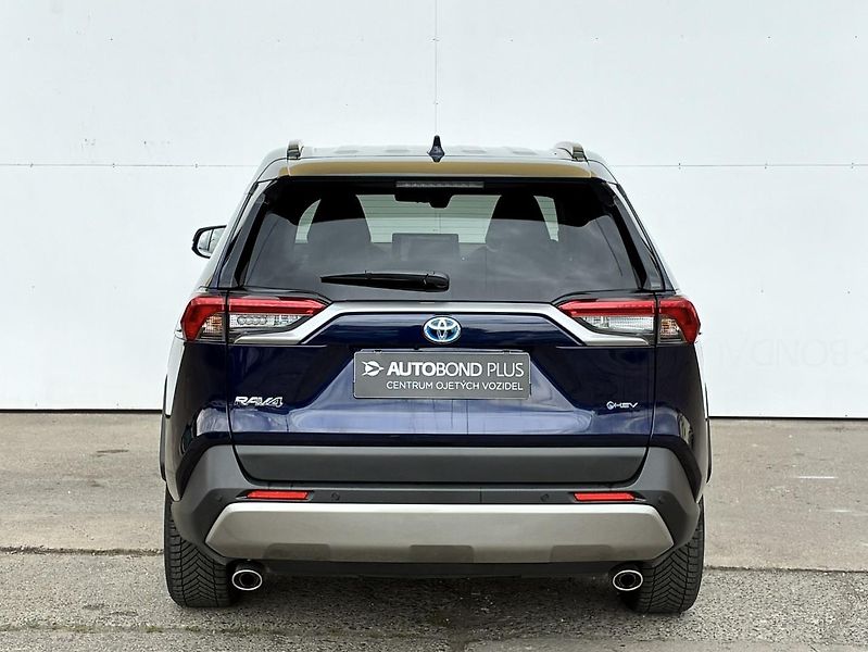 Toyota RAV4 2.5 HSD e-CVT AWD Exe. JBL - fotka 9 z 24
