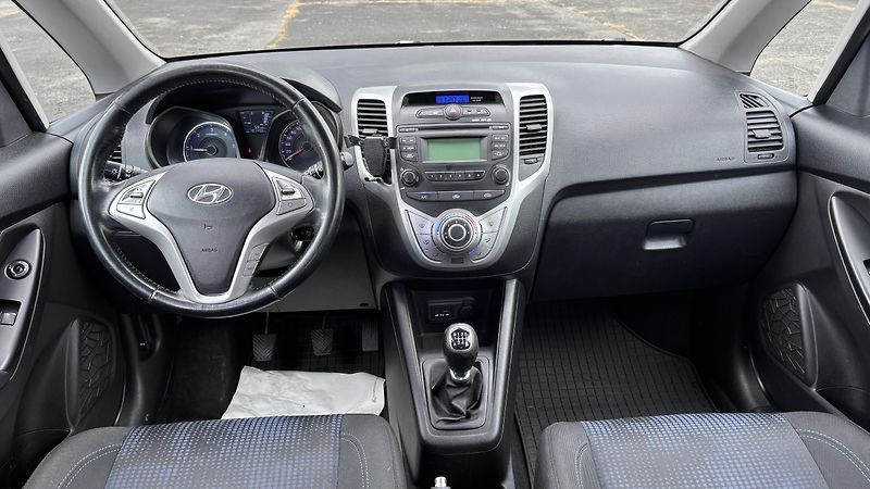 Hyundai ix20 (2013) 1,4CRDi TRIKOLOR - fotka 16 z 17