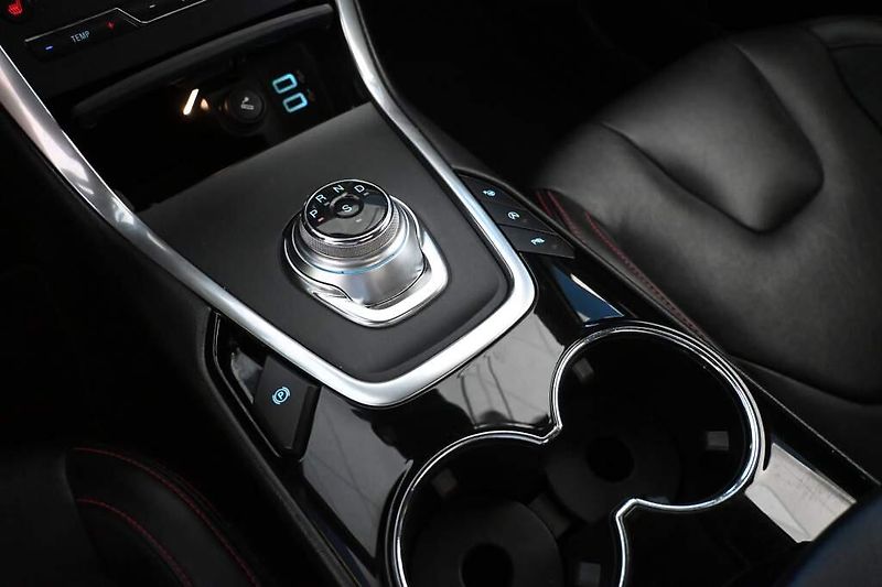 Ford S-MAX (2020) 2.0 ST-LINE LED SONY ACC Tažné - fotka 21 z 43