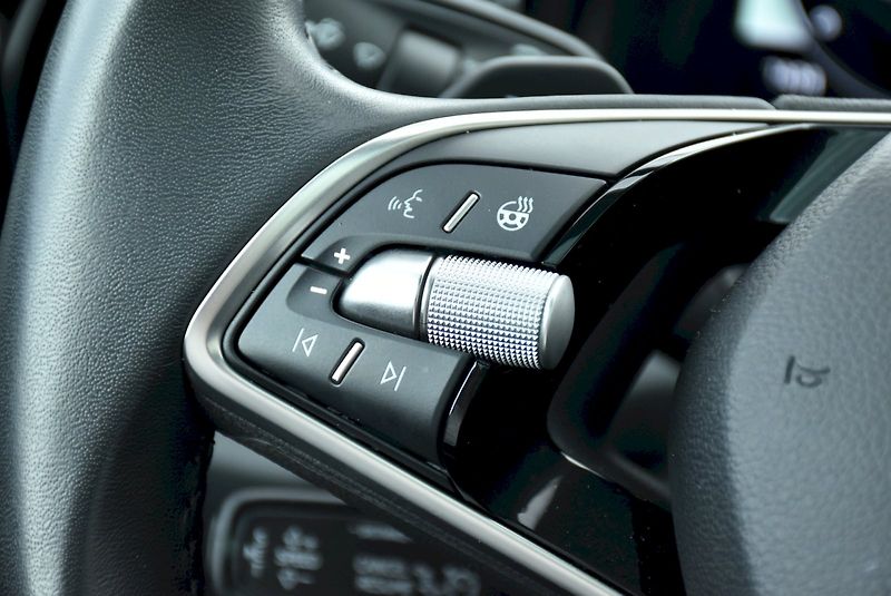 Škoda Kodiaq (2024) Exclusive Selection 2.0 TDI 14 - fotka 31 z 35