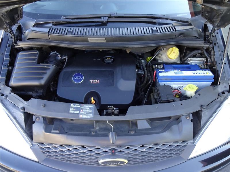 Ford Galaxy 1,9 TDI 85 kW 7.MÍST - fotka 37 z 40
