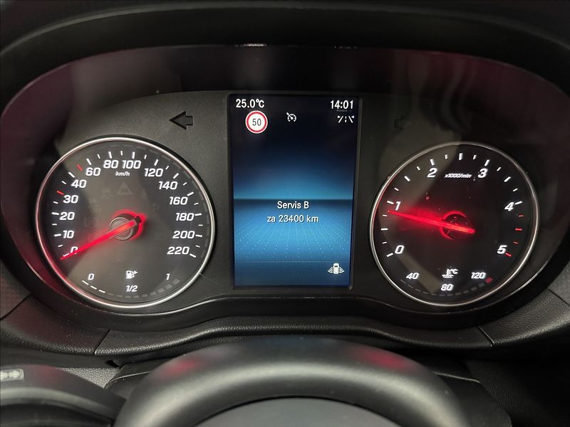Mercedes-Benz Citan 1,5 TOURER DPH NAV LED 1MAJ ČR - fotka 13 z 38