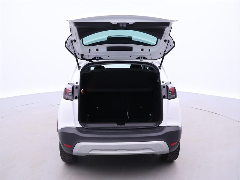 Opel Crossland 1,2 T 81kW CZ Elegance Záruka - fotka 9 z 28