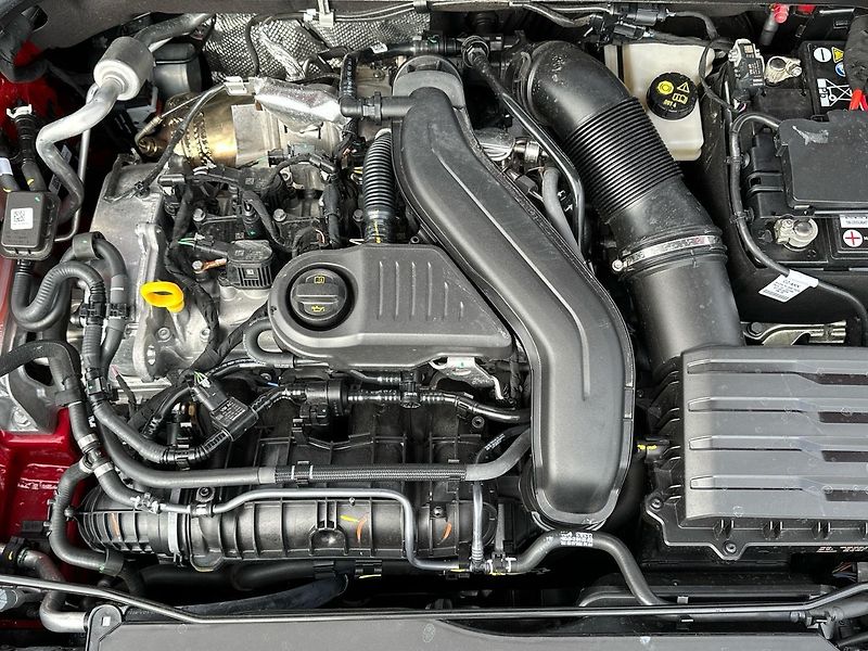 Škoda Kamiq 1,5 TSI / 110 kW Drive Extra D - fotka 23 z 23