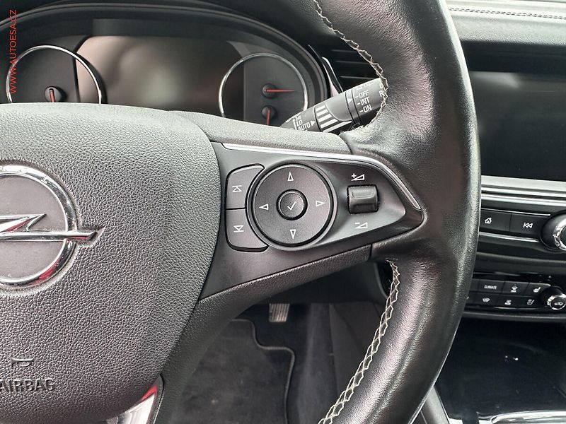 Opel Insignia (2018) 2.0 CDTI, AT - fotka 13 z 22