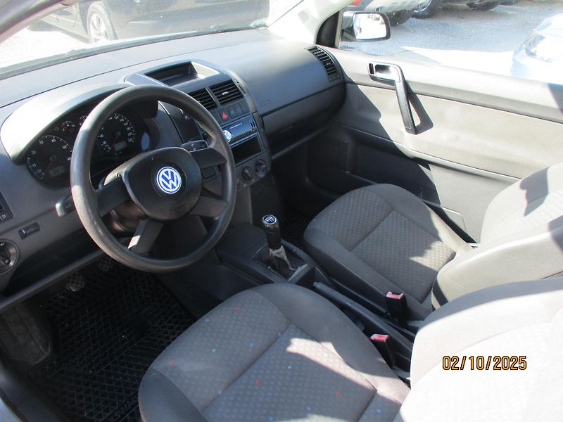 Volkswagen Polo (2002) 1,4 - fotka 8 z 9