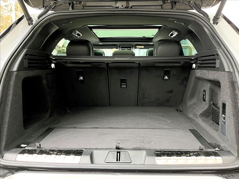 Land Rover Range Rover Sport (2026) 3,0 D300 DYNAMIC SE - fotka 6 z 38