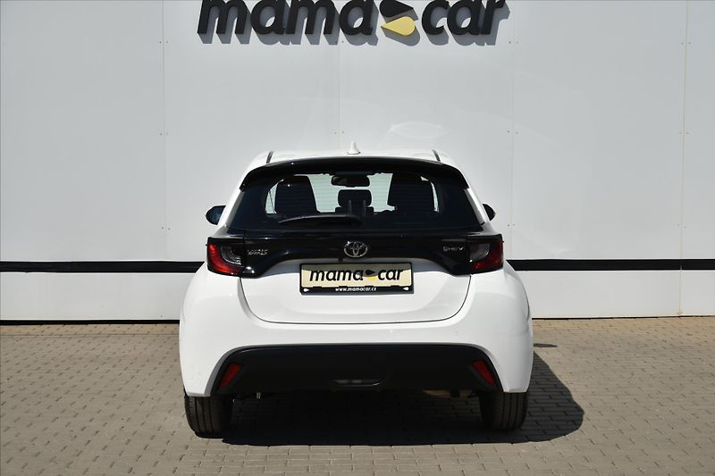 Toyota Yaris 1.5 HYBRID e-CVT A/T ACC - fotka 6 z 22
