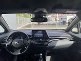 Toyota C-HR (2018) 1.8 VVT-i E-CVT - náhled 25