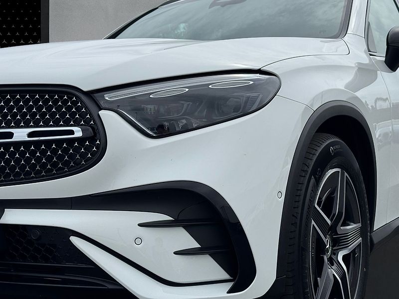 Mercedes-Benz GLC 220 d 4MATIC AMG Line - fotka 21 z 26