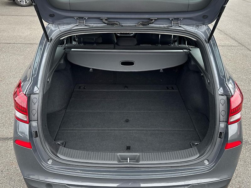 Hyundai i30 MHEV Smart - fotka 10 z 23