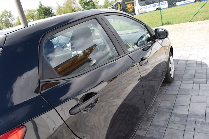Mazda 2 1,4 i 55KW KLIMA - fotka 12 z 35