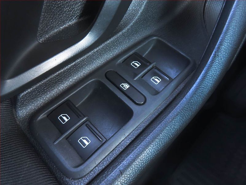 Volkswagen Passat (2015) 2.0 TDI, Navi, Tempomat - fotka 15 z 18