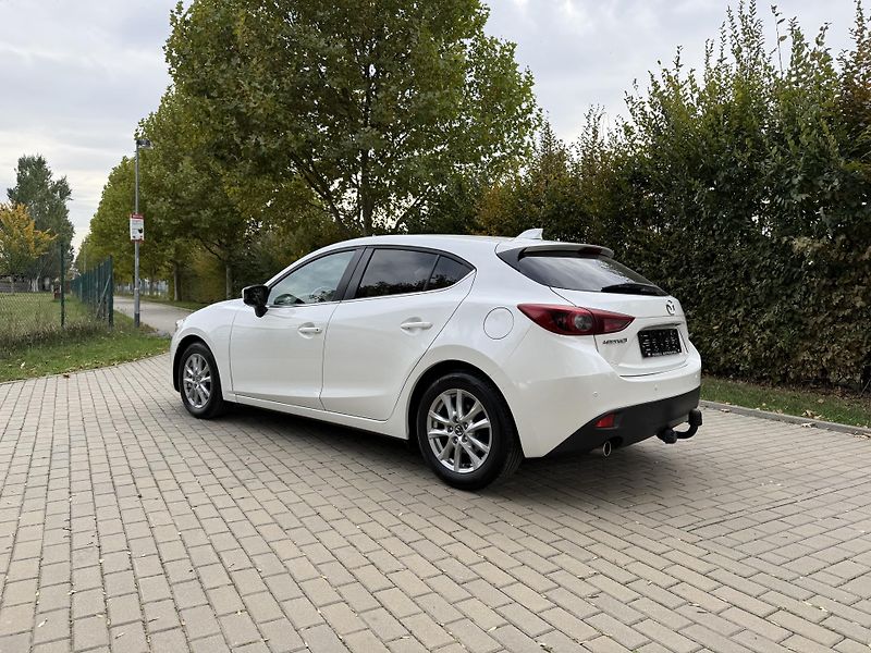 Mazda 3 2.0 Center-Line - fotka 7 z 34