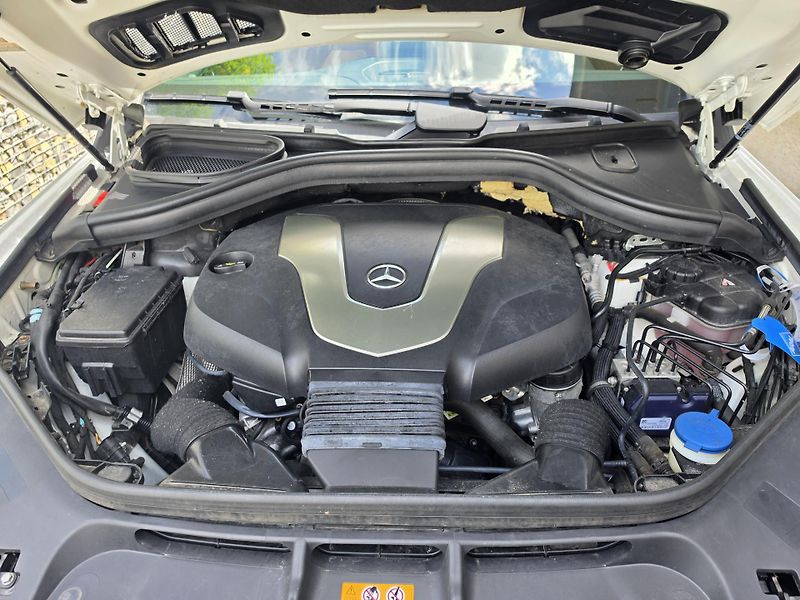 Mercedes-Benz GLE 350CDI 4-MATIC AMG  - fotka 16 z 18