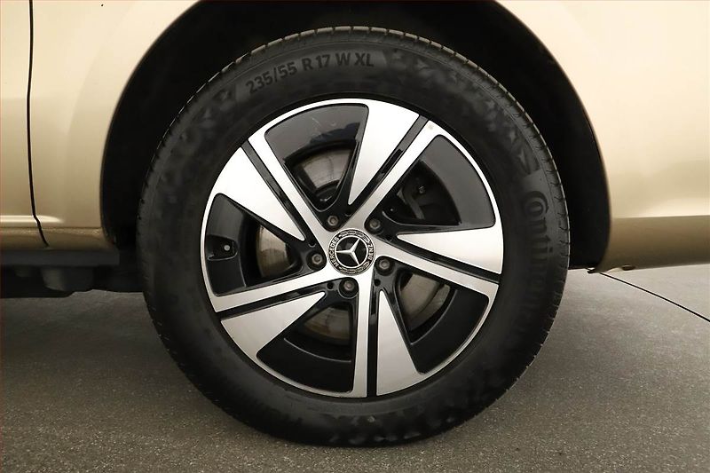 Mercedes-Benz Třídy V (2025) 220 d 4MATIC - fotka 12 z 20