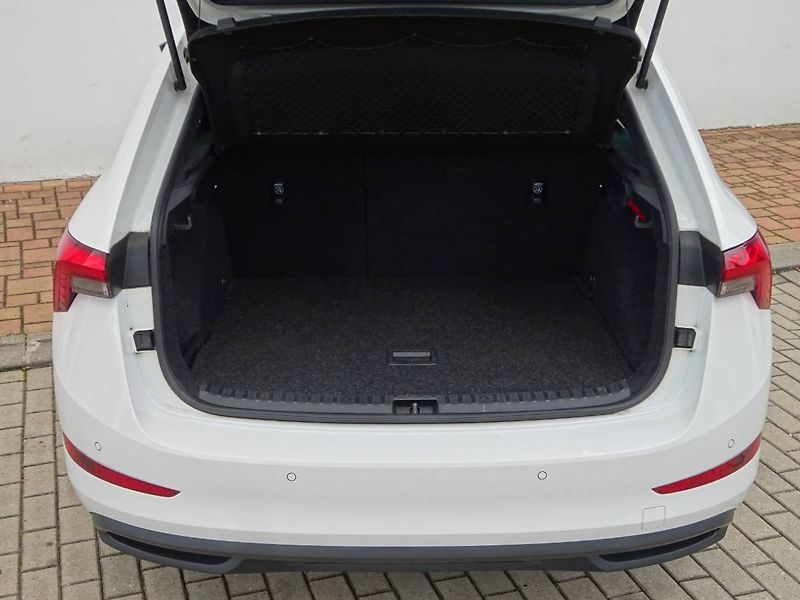 Škoda Scala (2023) 1,0TSi /81kW Tour - fotka 22 z 29