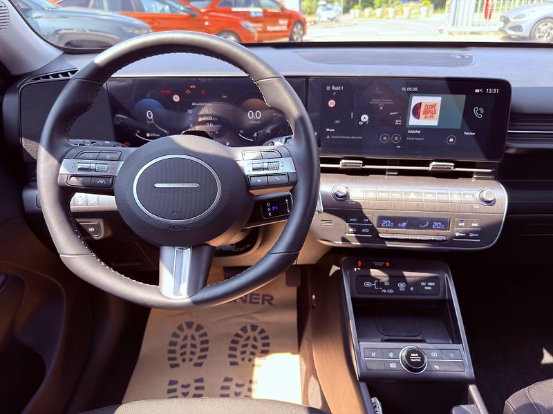 Hyundai Kona 1,6-110KW,AUTOMAT,TAŽNÉ,S-TECH - fotka 13 z 31