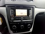 Škoda Yeti 1,6 TDi Navi Klima Tempomat - náhled 17