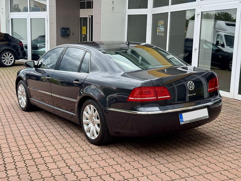 Volkswagen Phaeton (2011) 3.0TDI 176kW - fotka 7 z 22