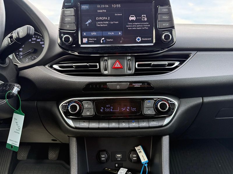 Hyundai i30 (2024) SMART 1.0T-GDI 88kW CZ DPH - fotka 10 z 11