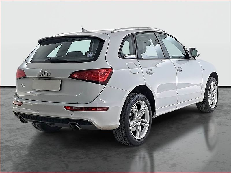 Audi Q5 (2014) 3.0 TDI, 4X4, Automat, Kůže - fotka 5 z 24