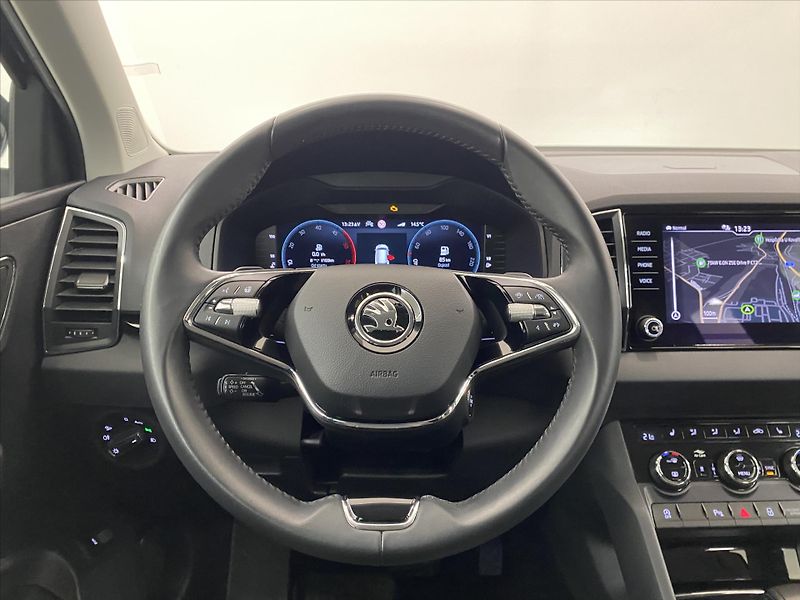 Škoda Karoq 2,0 TDI 110kW DSG 4x4 Style Pl - fotka 10 z 30