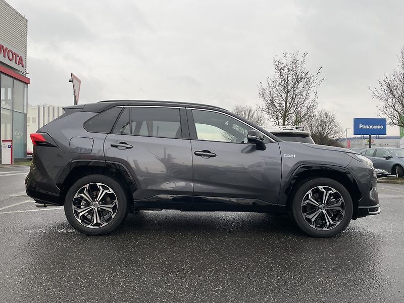 Toyota RAV4 2.5 Plug-in Hybrid ODBĚR 11/26 - fotka 2 z 36