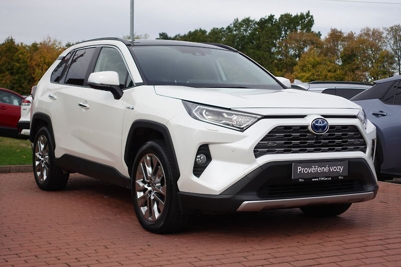 Toyota RAV4 2,5 HEV Executive Skyview  4x4 - fotka 3 z 36