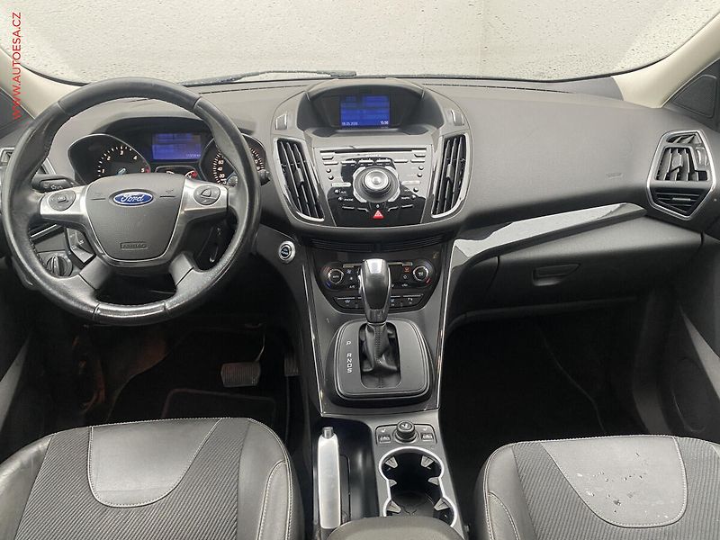 Ford Kuga (2013) 2.0 TDCi 4x4, Titanium, AT - fotka 8 z 19