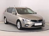 Kia Ceed (2010) 1.6 CVVT, Serv.kniha - náhled 1